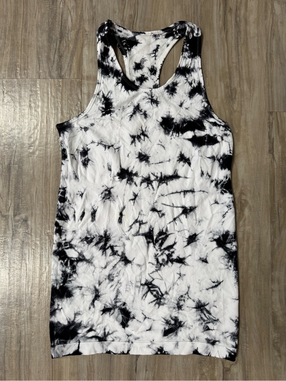 Zyia Active Black & White Tie-Dye Racerback Tank Top